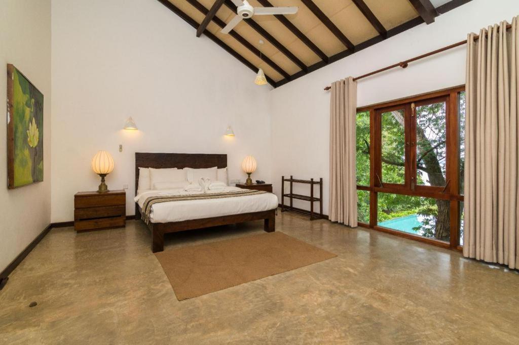 Roman Lake Ayurveda Boutique Resort Ahungalla Ngoại thất bức ảnh
