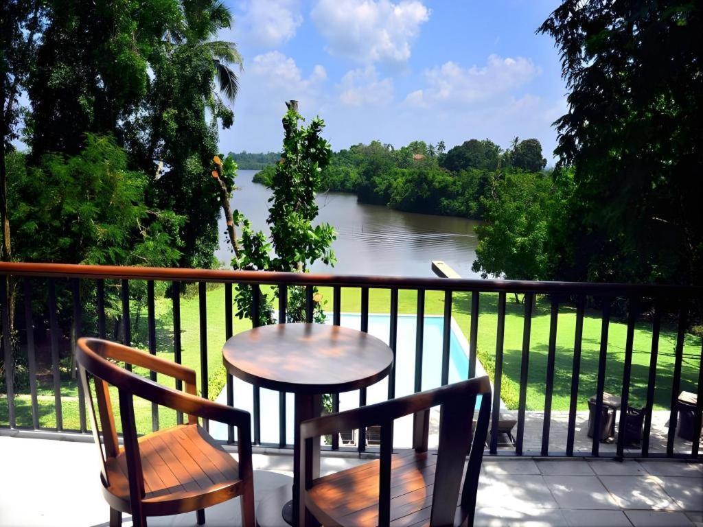 Roman Lake Ayurveda Boutique Resort Ahungalla Ngoại thất bức ảnh