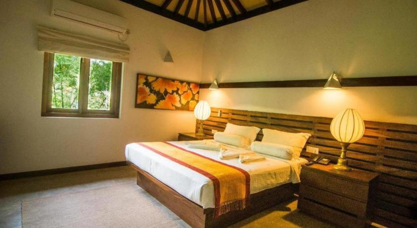 Roman Lake Ayurveda Boutique Resort Ahungalla Ngoại thất bức ảnh