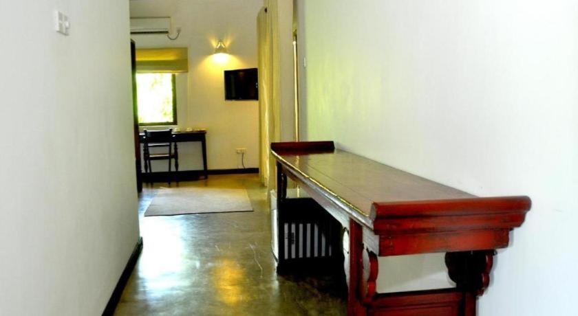 Roman Lake Ayurveda Boutique Resort Ahungalla Ngoại thất bức ảnh